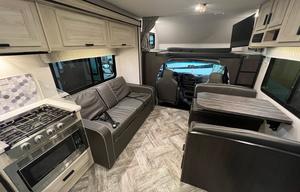 32’ Class C 2022 Forest River RV