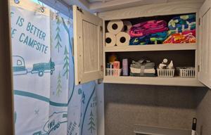 Eppinga's pet friendly offroad hotel on wheels.