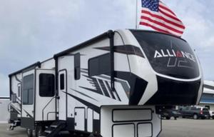 2022 Alliance RV Valor 42V13