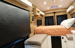 ChaserVan