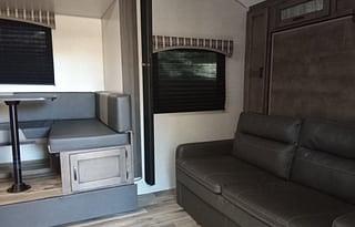 2022 Venture RV Sonic SN220VBH RV rental photo 2
