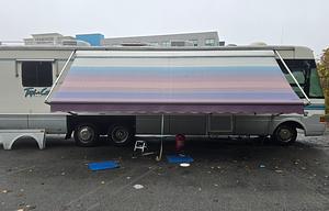 Big Booty Betty - Washer/Dryer - VERY HOT SHOWERS!