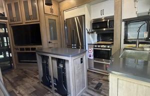 Raptor Retreat|King Bed| 1.5 baths|Sleeps 7