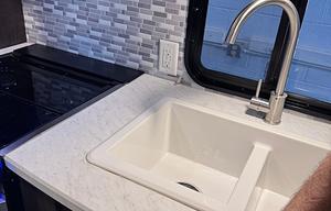 2019 Salem Cruise Lite 171RBXL RV rental photo 11