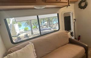Fully stacked beautiful Rv