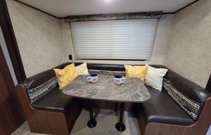 Big SHOWER★BUNKS★OUTDOOR KITCHEN★Exit407