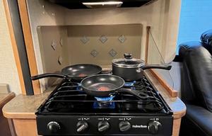 MIRA - 2017 Winnebago Minnie Winnie 31H
