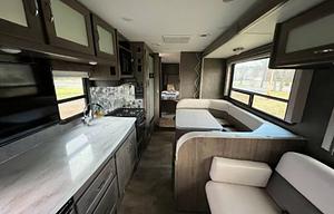 2016 Spirit 31K RV rental photo 10