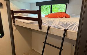 2021 Keystone RV Montana High Country 364BH RV rental photo 17