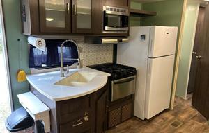 Wildwood - 2019 FR Wildwd 37BHSS2Q (Delivery Only)