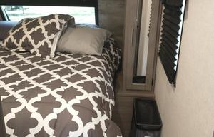 2022 CrossRoads RV Sunset 285ck