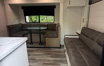 On the Road J & A RV Rentals. 2026 Jay Flight SLX