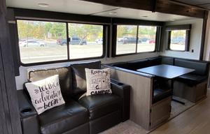 2021 Keystone RV Hideout 29DFSWE RV rental photo 4
