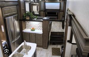 2021 Montana RV – Optional Truck Rental Available!