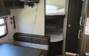 2018 Keystone RV Summerland 2600TB