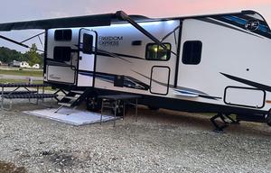 Ryan and Emily’s family friendly camper rental