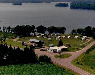 Sheps Northshore Bar & Campgrounds