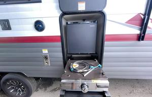 THE ADVENTURE BUNKHOUSE CAMPER RENTAL