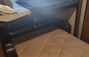 Bionic Gypsy — Spacious Bunkhouse | Fully Stocked