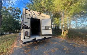 24' Versatile Voyager, Pet-Friendly, Equipped!
