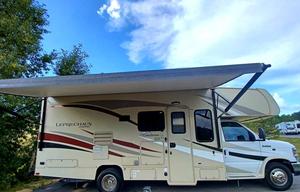 Lucky Leprechaun Class C RV
