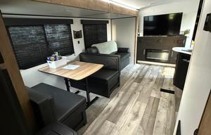 2022 Keystone Springdale 303BH Family Bunkhouse
