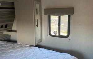 2021 CrossRoads RV Cruiser Aire CR33BHB
