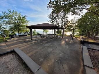 Hannah Point Group Shelter may be reserved for group gatherings 