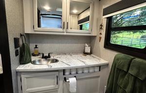 2022 Jayco Jay Feather Camper Rental
