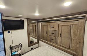 Schaefer's Condo on Wheels!