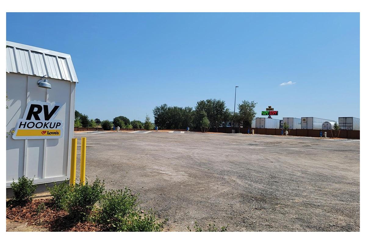 Love's RV Hookup-Auburndale FL 228