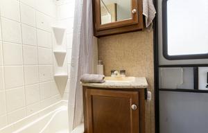 2016 Venture RV SportTrek 320VIK