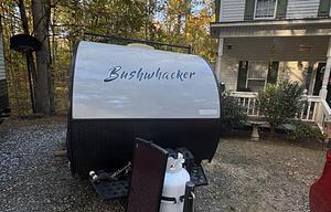 2022 Braxton Creek Bushwhacker 10HD RV rental photo 5