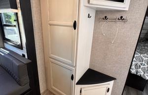 2023 Jayco Jayfeather 27BHB - Sleeps 6 Comfortably