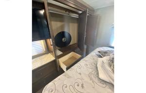 2020 Thor Motor Coach Hurricane 34R RV rental photo 24