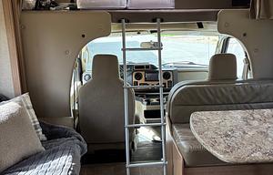 2019 Chateau -Sleeps 10- Includes Everything!