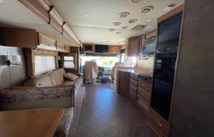 Beautiful Bay Star - Huge Floor Plan!