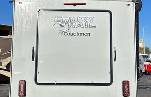 Modern Family Suite Basecamp 26'CrossTrail Class C
