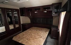 2015 Voltage V3600 RV rental photo 8