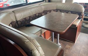 URSULA - 2015 Winnebago Minnie Winnie