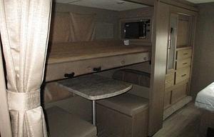 2021 32' Daybreak 30DB