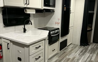 Sleek & Spacious