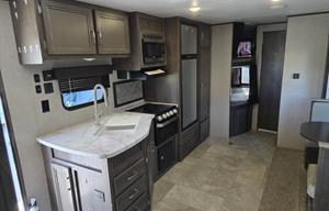 S and N 2020 jayco flight
