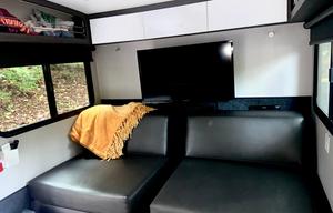 2022 inTech RV Luna Rover