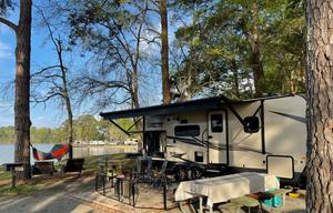 Rockwood Couples Coach w/ Outdoor Kitchen $99/wkdy