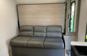 2022 Dutchman Coleman Light 1905BH (Delivery Only)