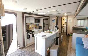Wanderer- Inland NW Rentals'  Forest camp king!