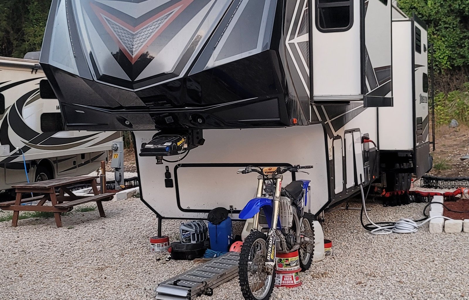 2019 Grand Design Momentum 397TH