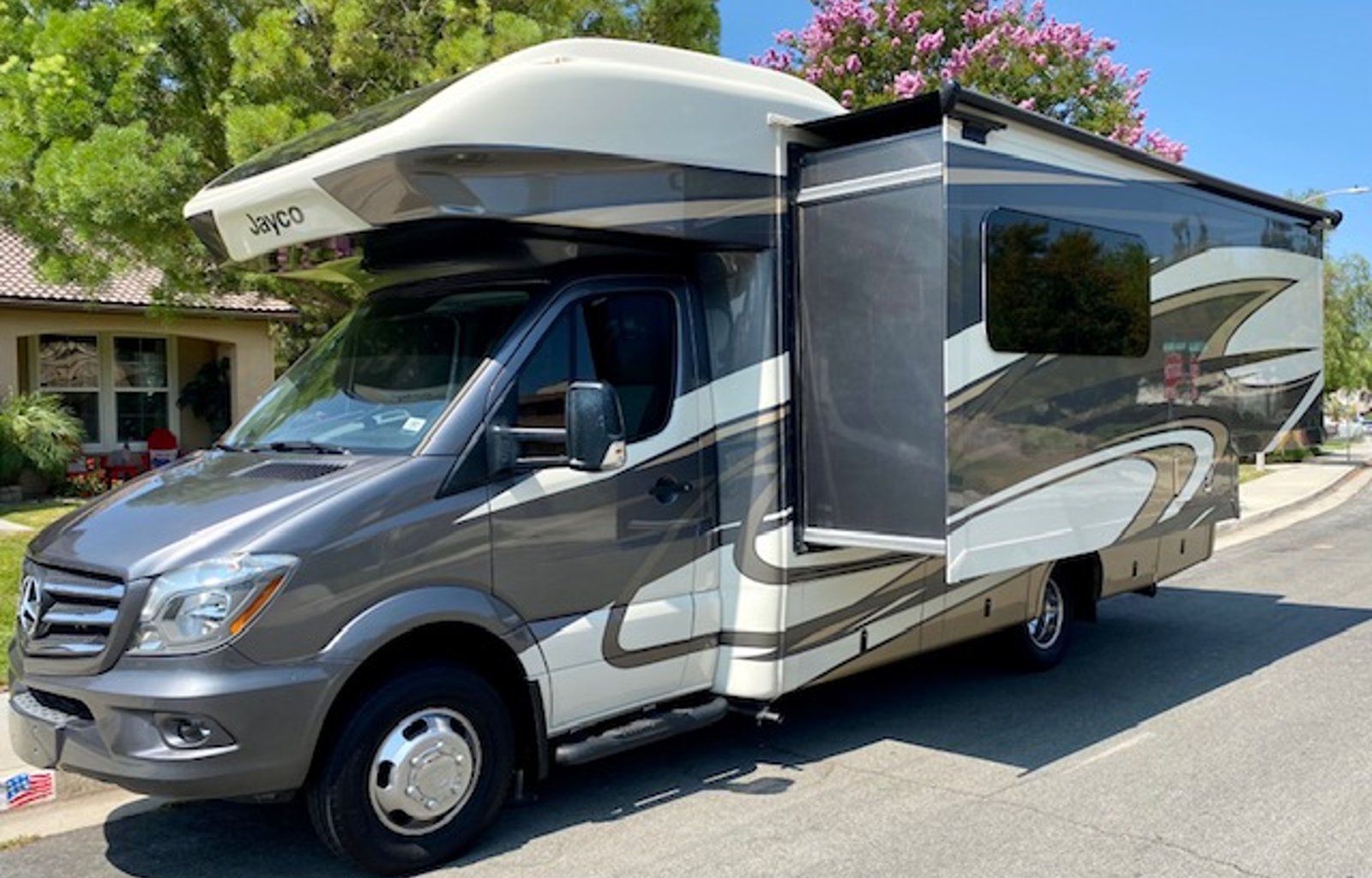 Meet Mellie-Belle! 2020 Jayco Melbourne Prestige