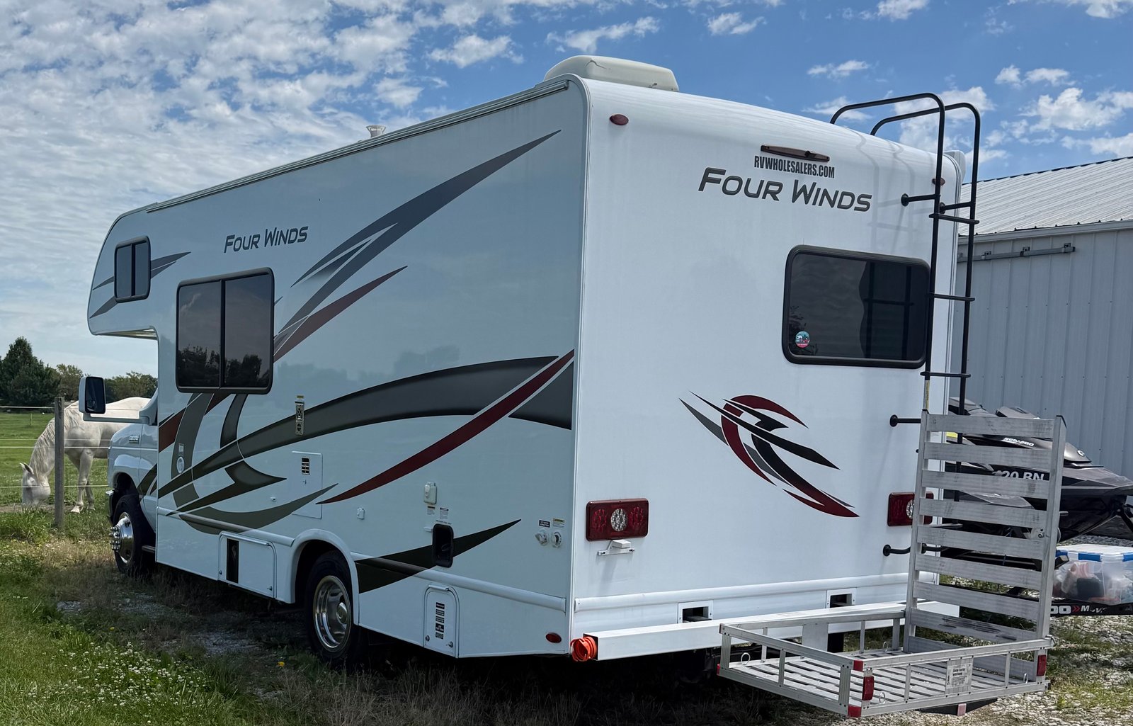 Luxury Meets Easy Set-up and Comfort